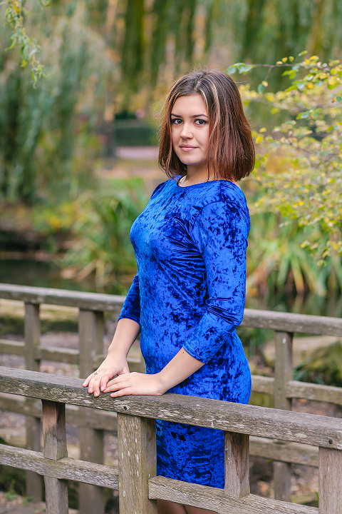 family portrait autumn outdoor fall photo shoot London Regent's park portrait  (20)